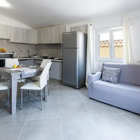 Casa Di Gregorio - Intero * Santa Maria di Castellabate